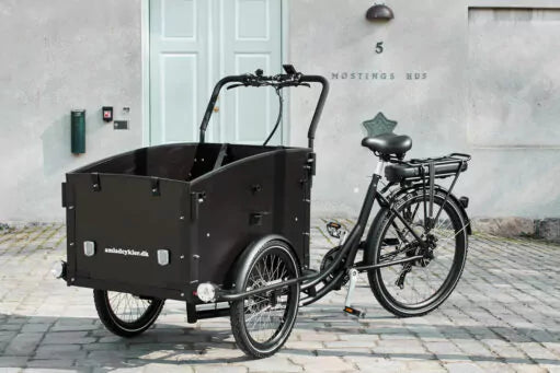 AMCargoBikes Ultimate Curve Cargo Electric Tricycle – Black